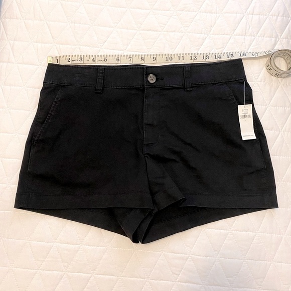 NWT: Gap Shorts Black Size: 4 - Picture 8 of 9